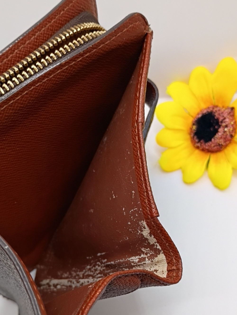 Louis Vuitton Mini Compactable Wallet - Picture 14 of 16